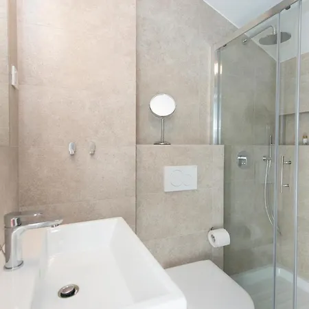 Old Town Pensionat 2*