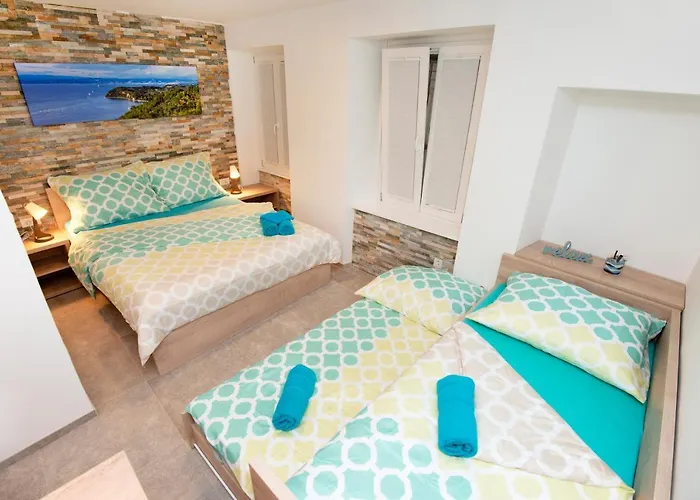 Old Town Hiša za goste 3*